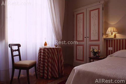 Albergo Pietrasanta 13